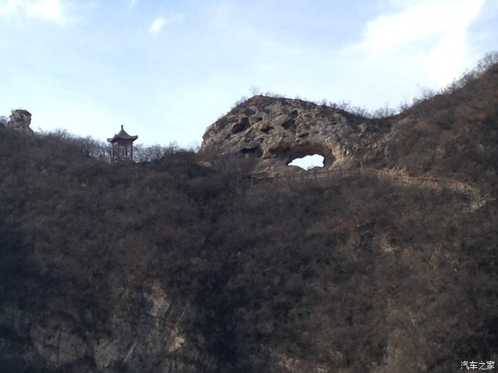 遠離霧霾遛門頭溝天門山景區