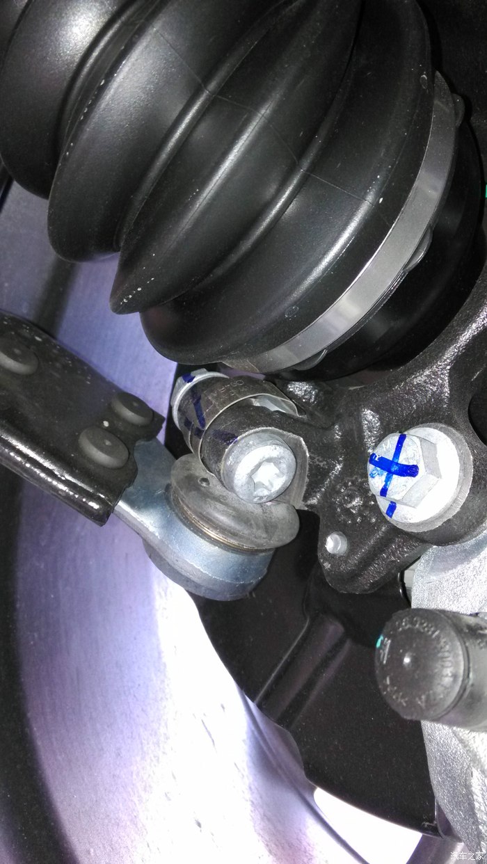 【图】自家"日产逍客"和2015款"福特翼虎"的羊角实拍高清大图对比