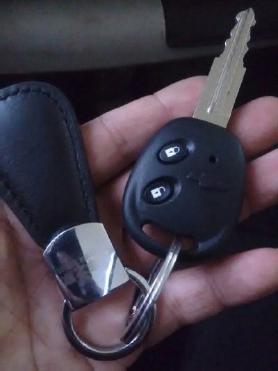 赛欧手动时尚幸福版安装一天钥匙.