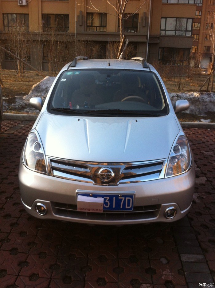 白骊威加尾翼.苹果绿.与亮黑. 不知道什么颜色好看