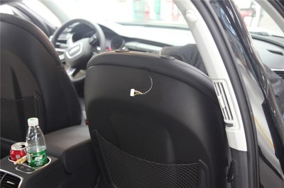 寻欢作乐好选择,奥迪a6加装三屏互动头枕屏幕