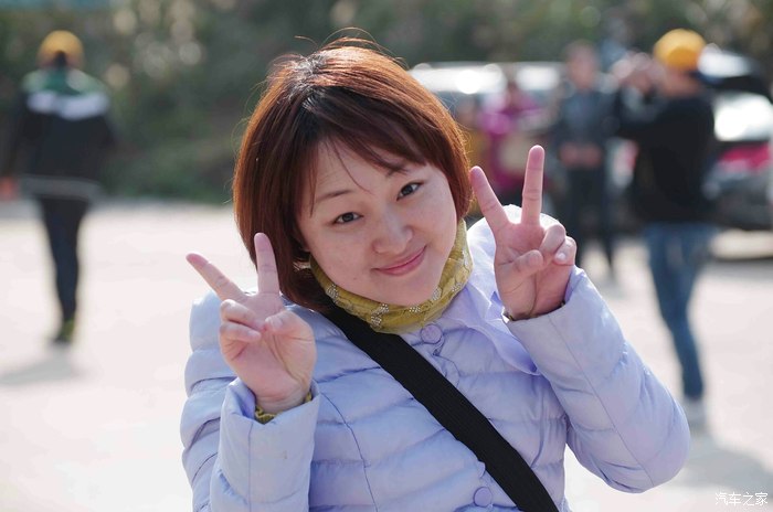 诏安赏梅拍美女游金光明寺