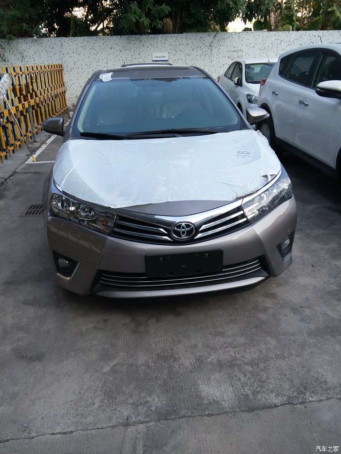 青铜色卡罗拉提车20多天再发帖路过的车友进来顶一下吧