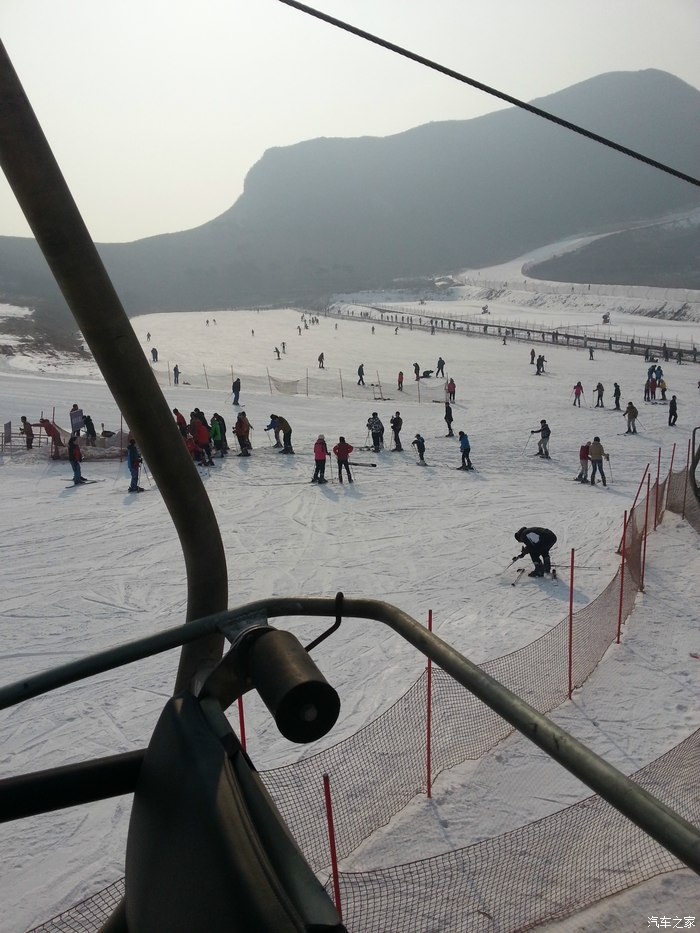 玉龙湾滑雪场被霸占图片