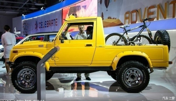 很喜欢这种带斗的小型车,这种车在中国就是没办法生存吖