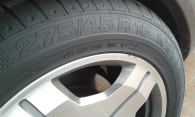 推275-45-r18的轮胎在马路上跑的车油耗多少呢