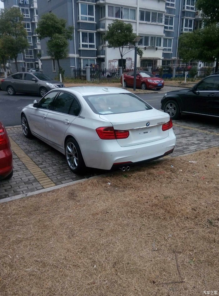 1117 | 回复: 9 宝马3系论坛 m套件,g25上身.给大家一点细节的经验.