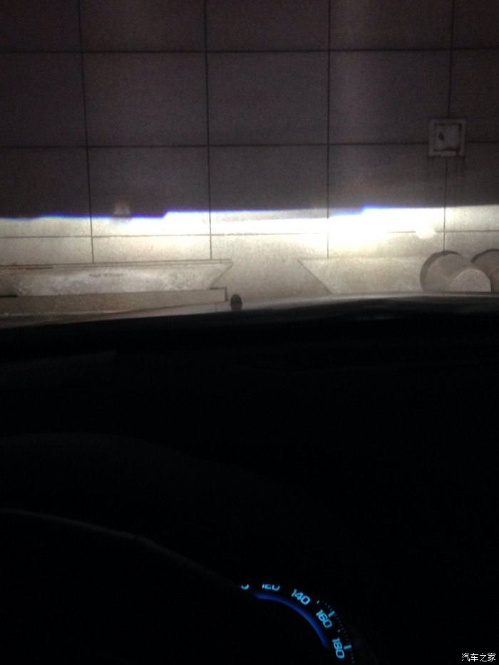 q5透镜氙气大灯进来看看近光切线如何