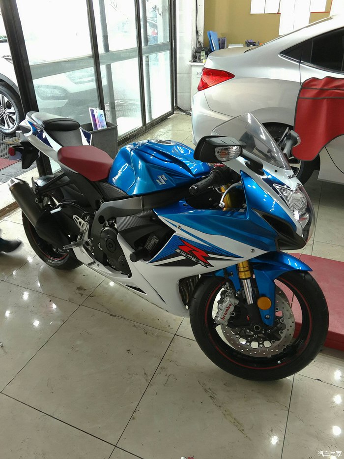 楼主经历和我太像,我也是出了14款nk,换的14gsx-r750,太喜欢铃木的