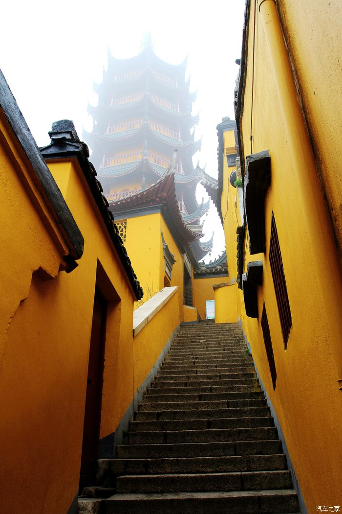 五 鎮江 甘露寺 北固樓《宿甘露寺僧舍》曾公亮枕中雲氣千峰近