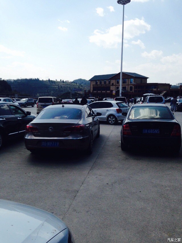 晴隆服务区放放水