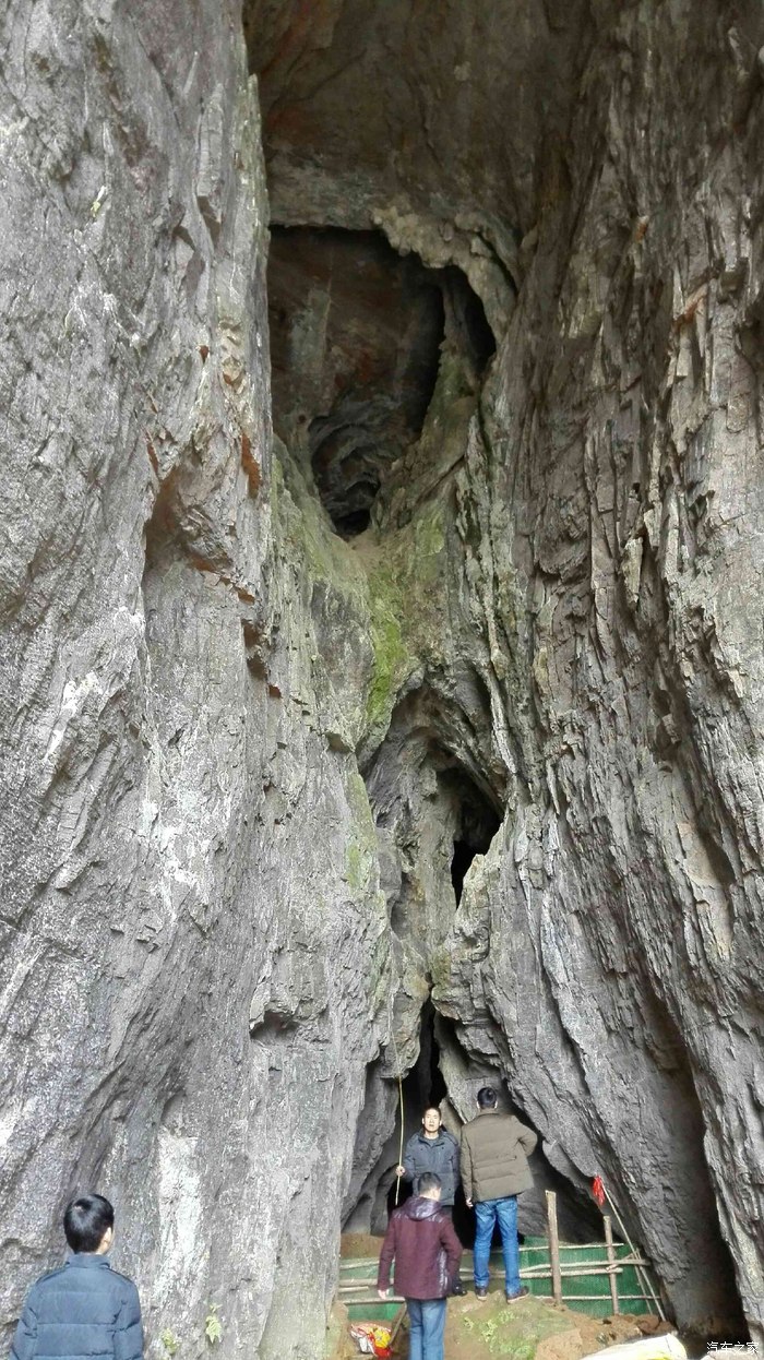 春节回老家秘洞探险