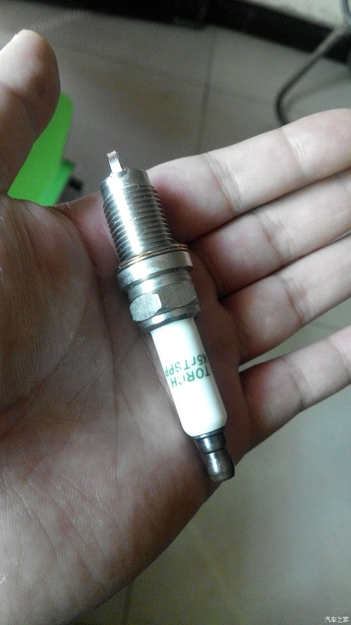 2015元旦torch火炬火花塞与800多种轿车发动机适配表