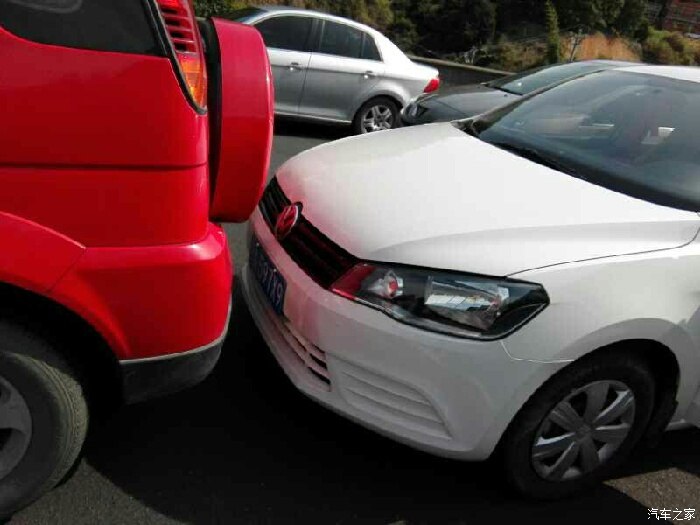 【图】不到2000公里正月初六在高速被追尾_捷达论坛_汽车之家论坛