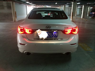 怒放的双眸--东风英菲尼迪q50l白色,悦享版--求认证 精