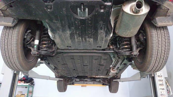 缤智的底盘保护