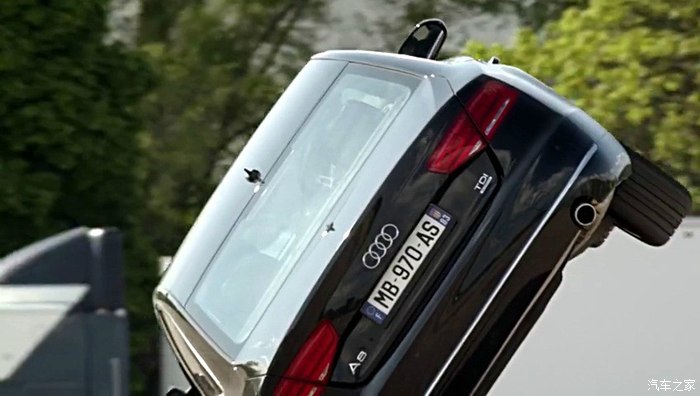 电影中的奥迪a8 --非常人贩 第一季(注意,不是电影是电视剧)