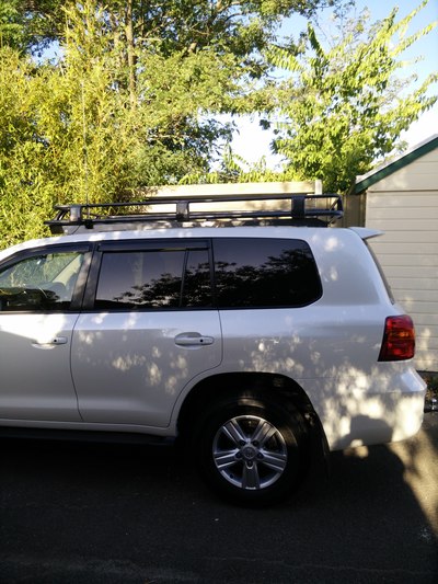 arb顶部行李架安装完成