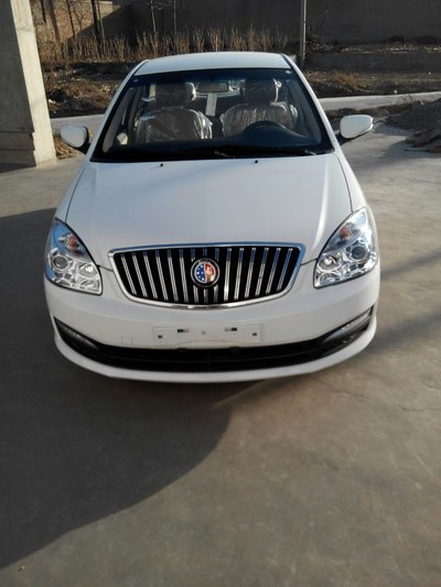 长城m4～比亚迪f3～l3～g3还有奇瑞汽车等等～好多车型～～和海镜的