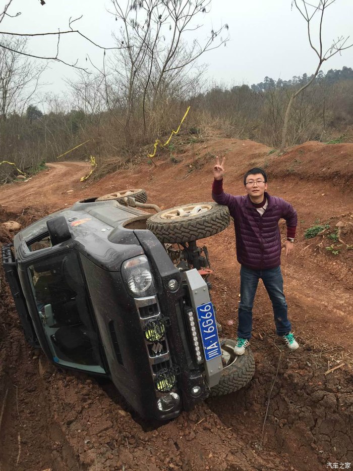 无越野不兄弟!563你够胆来吗!翻车了,搽干汗水继续上路!