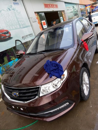 新远景云母红2000公里用车心得和加装