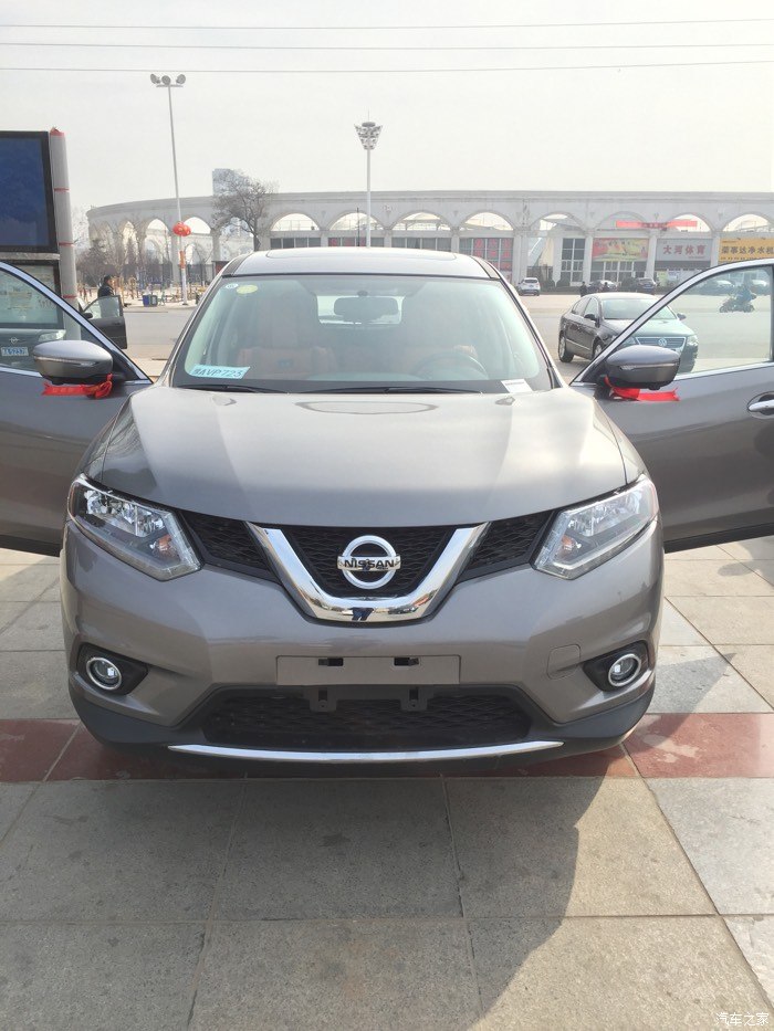 0舒适版,昨天提车翡丽灰!顺便请教点事