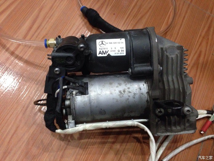 奔驰s350气泵改充轮胎气