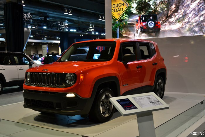 jeep新出的迷你型suv,样子挺可爱的