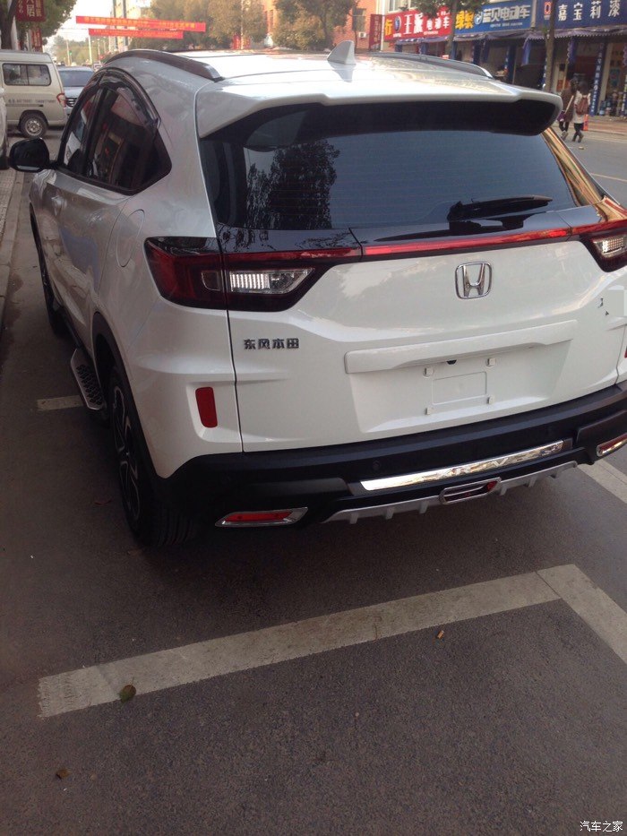 本田白色xrv提车作业解析.