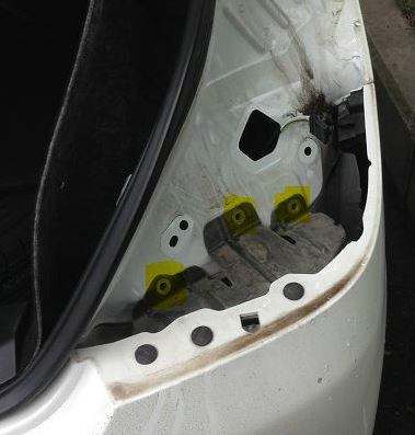 小改怡情第四季---拆尾灯总成,换流氓倒车灯