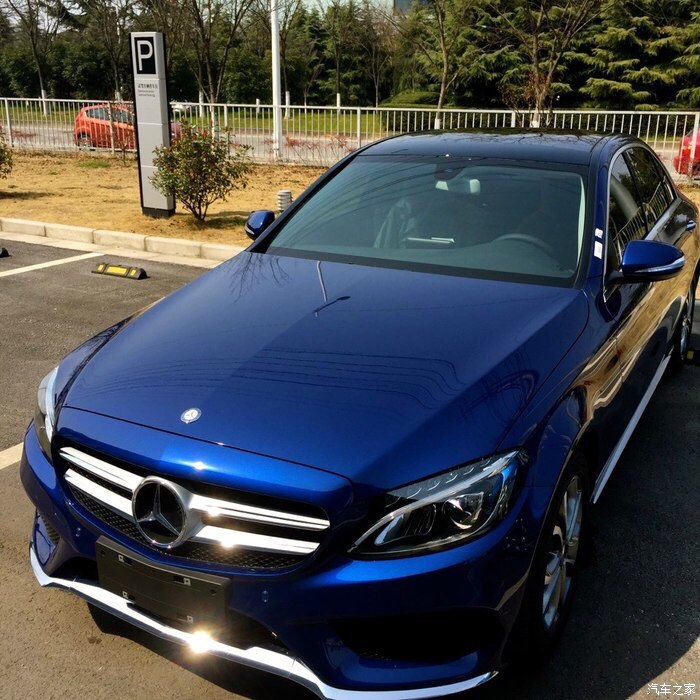 【图】新c大标红,白,蓝颜色纠结中…_奔驰c级论坛_汽车之家论坛