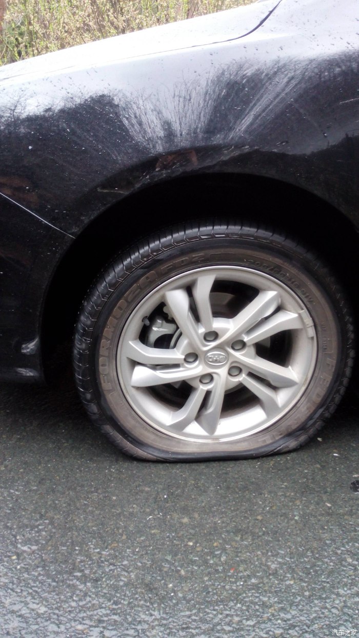 速锐用的是什么牌子的轮胎  在线等?