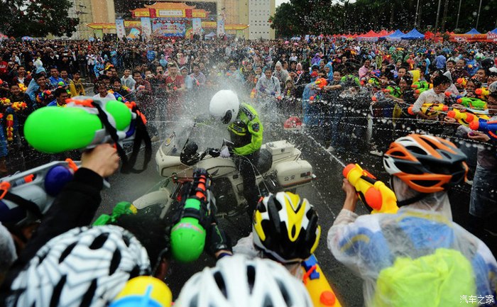 本周六农历二月初二东坑湿身节泼水节好多失湿身的