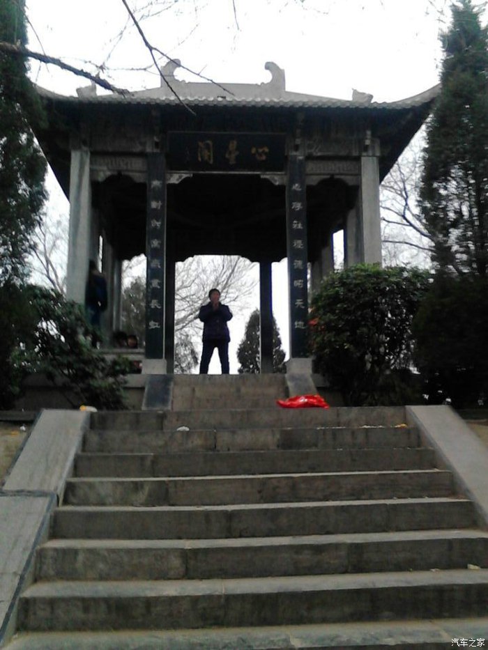 骑马观花----淇县朝歌摘星台