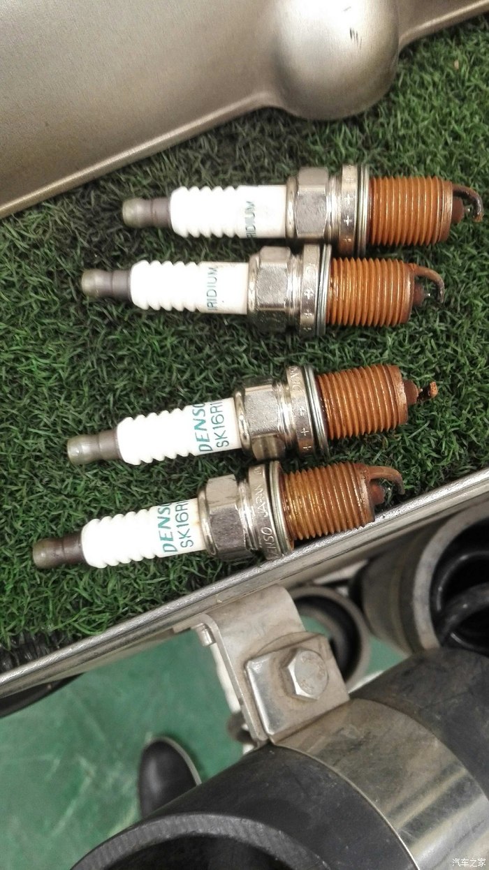 我的凯美瑞13万公里更换火花塞!