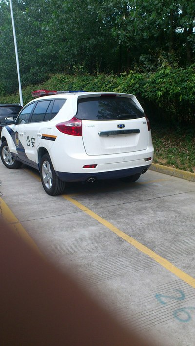 看看gx7和gx9警车版