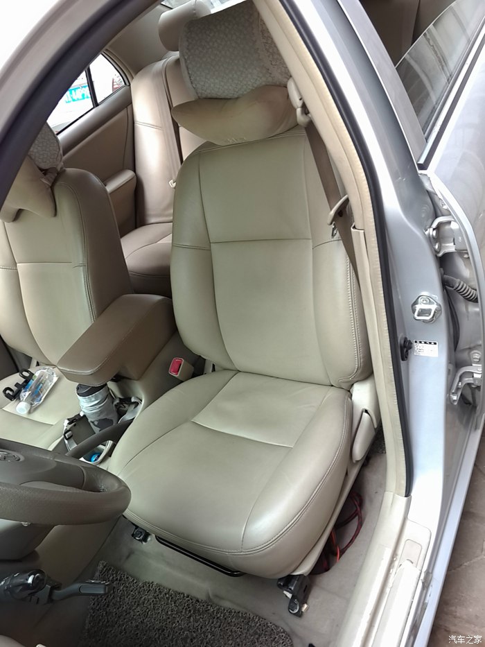 花冠喷子舒适再升级改宝马5系座椅