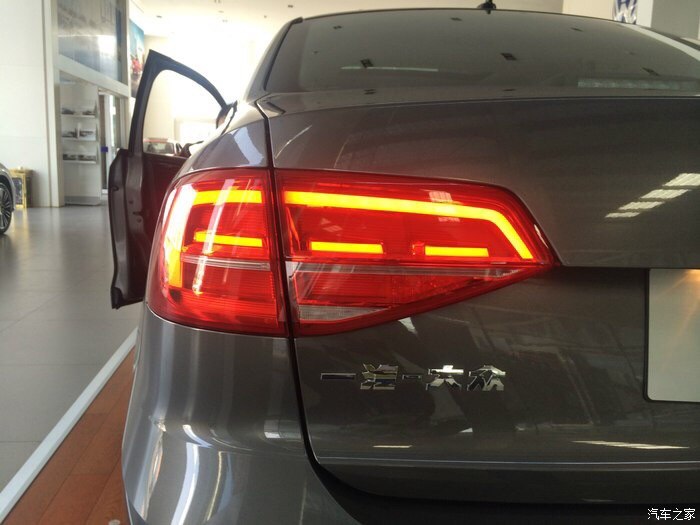 【图】再换led尾灯 田间随拍_速腾论坛_汽车之家论坛