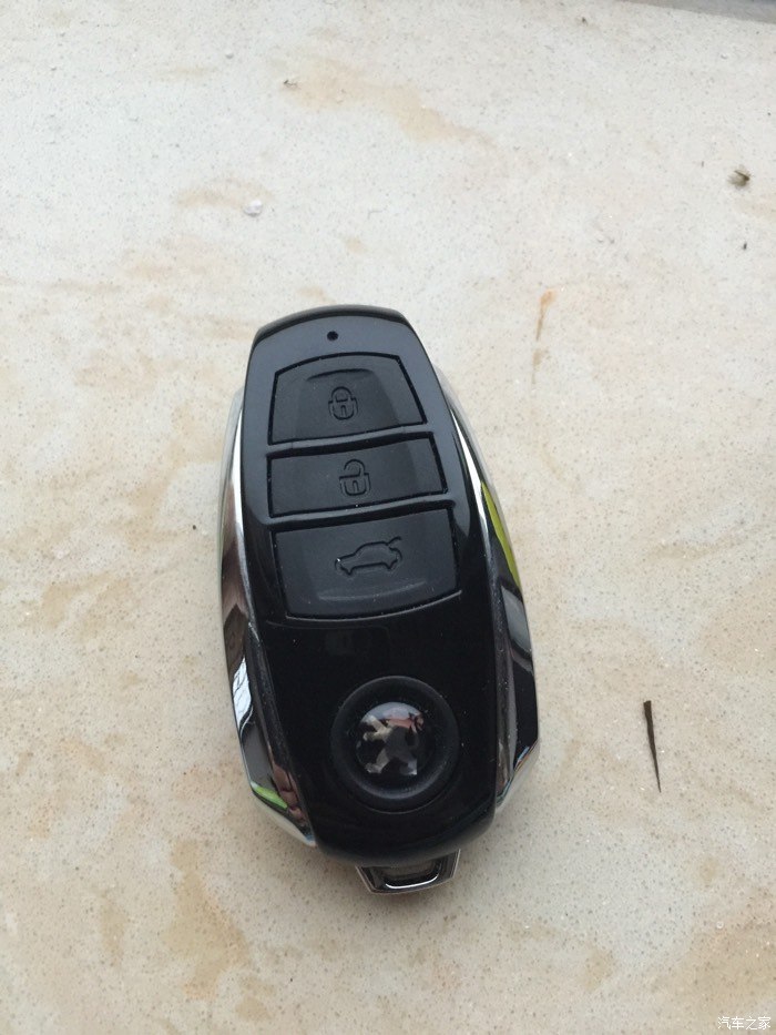 417 | 回复: 2 标致3008论坛 狮子定车记新钥匙也挺漂亮的