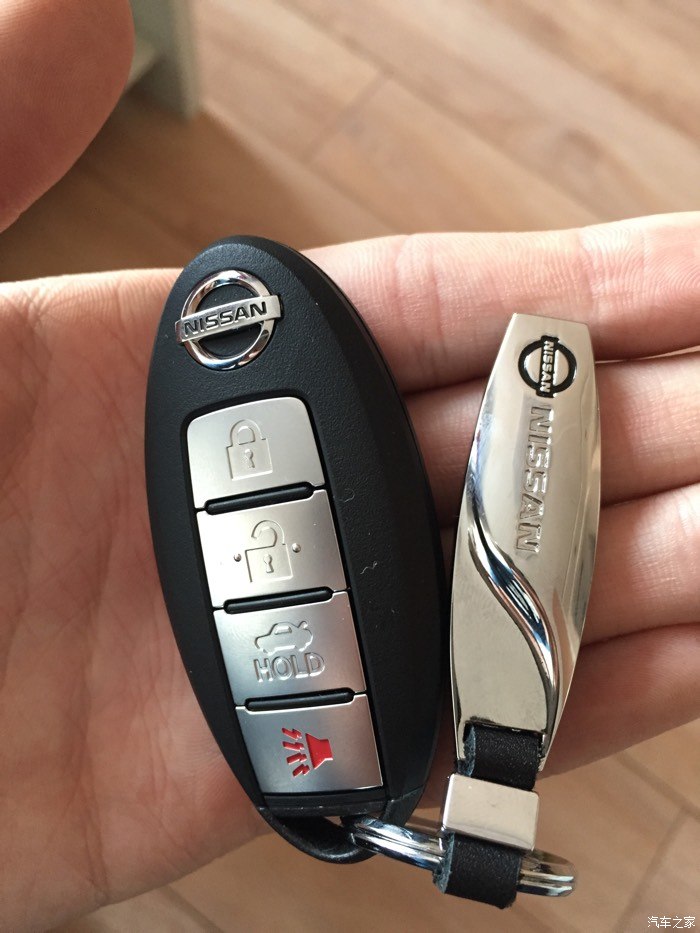 新轩逸1.6尊享提车五天