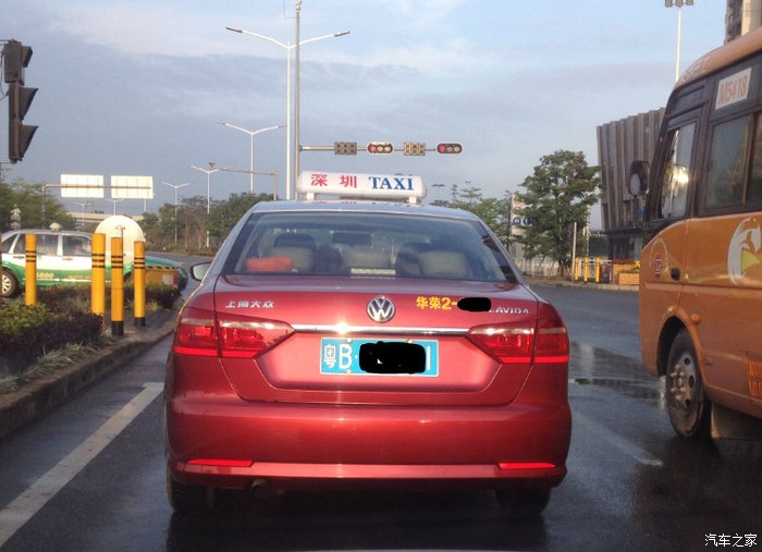 深圳看到新朗逸出租车了