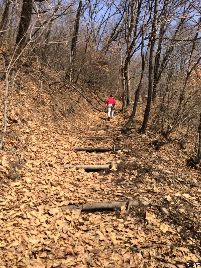 辽宁卡罗拉车友会2015年3月29日抚顺三块石爬山活动聚会