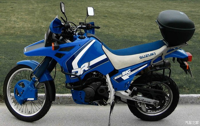 铃木800cc摩托车图片