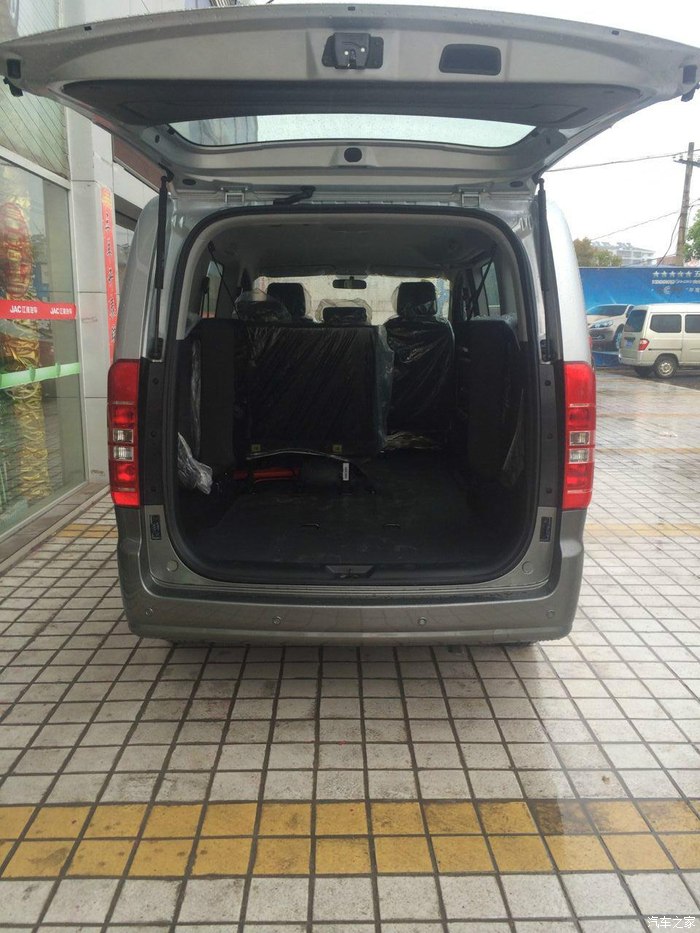 传说中的江淮瑞风m3,终于出现在眼前.