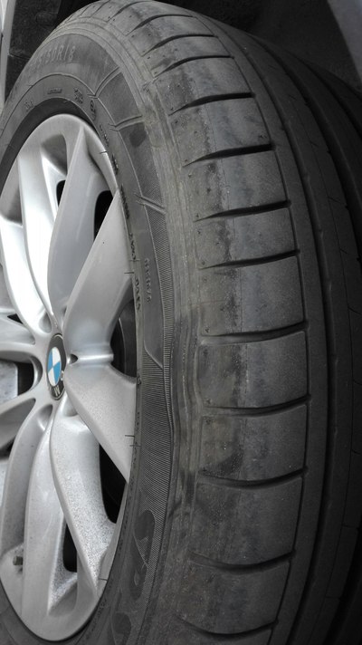 看帖子论坛很多人都说宝马防爆胎有这个问题,是真的宝马轮胎有问题吗?
