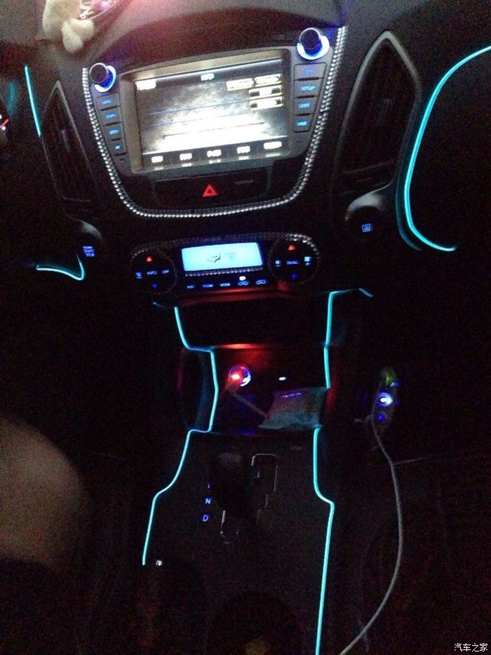 【图】秀一下车内氛围灯_北京现代ix35论坛_汽车之家论坛