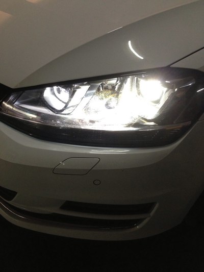 高尔夫7,换led示宽灯,怎么换?