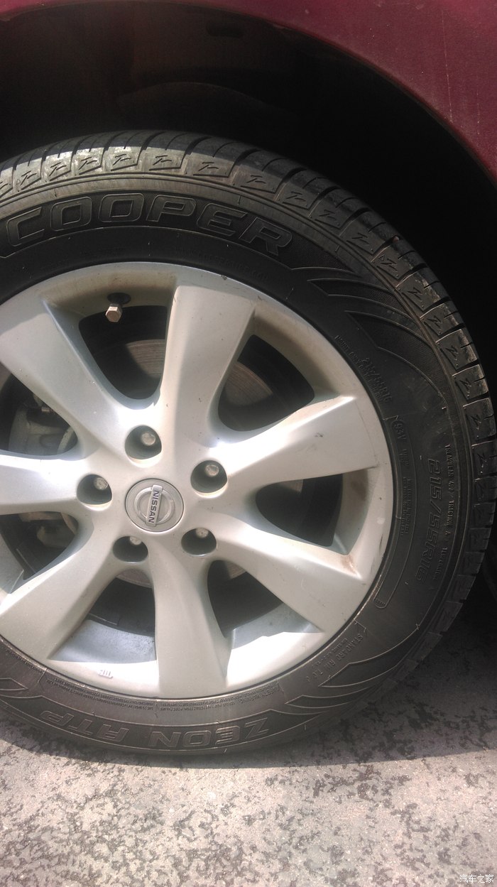 有骐达换215 60 16的轮胎吗?