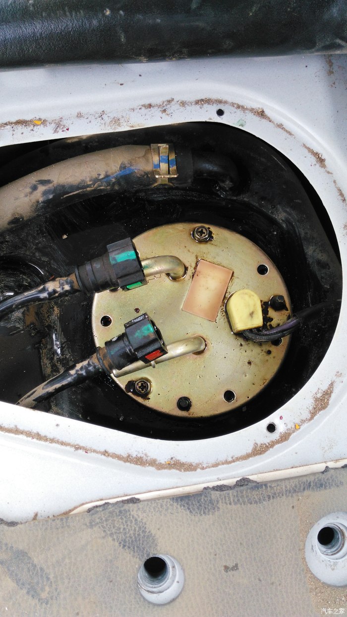 【图】汽油泵螺丝少装几颗漏汽油_五菱荣光v论坛_汽车之家论坛
