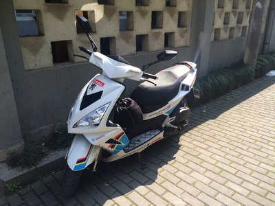 全网首体标致sf3 道达尔限量版_摩托车论坛_手机汽车之家